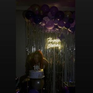 Meet your Posher, Stephany